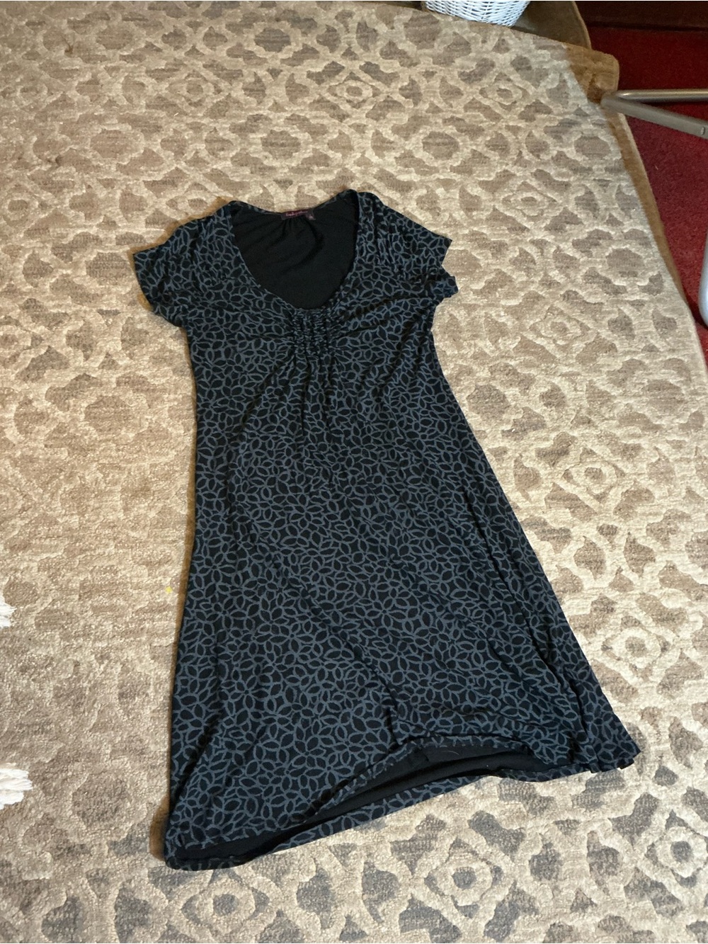 fresh produce Black Floral-Print Short Sleeve Dress